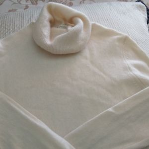 Cashmere sweater